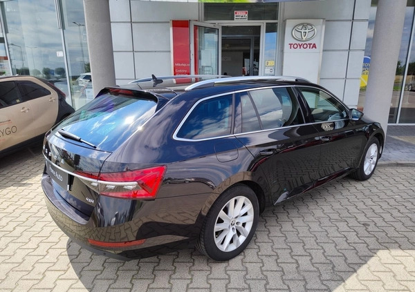 Skoda Superb cena 107900 przebieg: 173491, rok produkcji 2020 z Stary Sącz małe 379